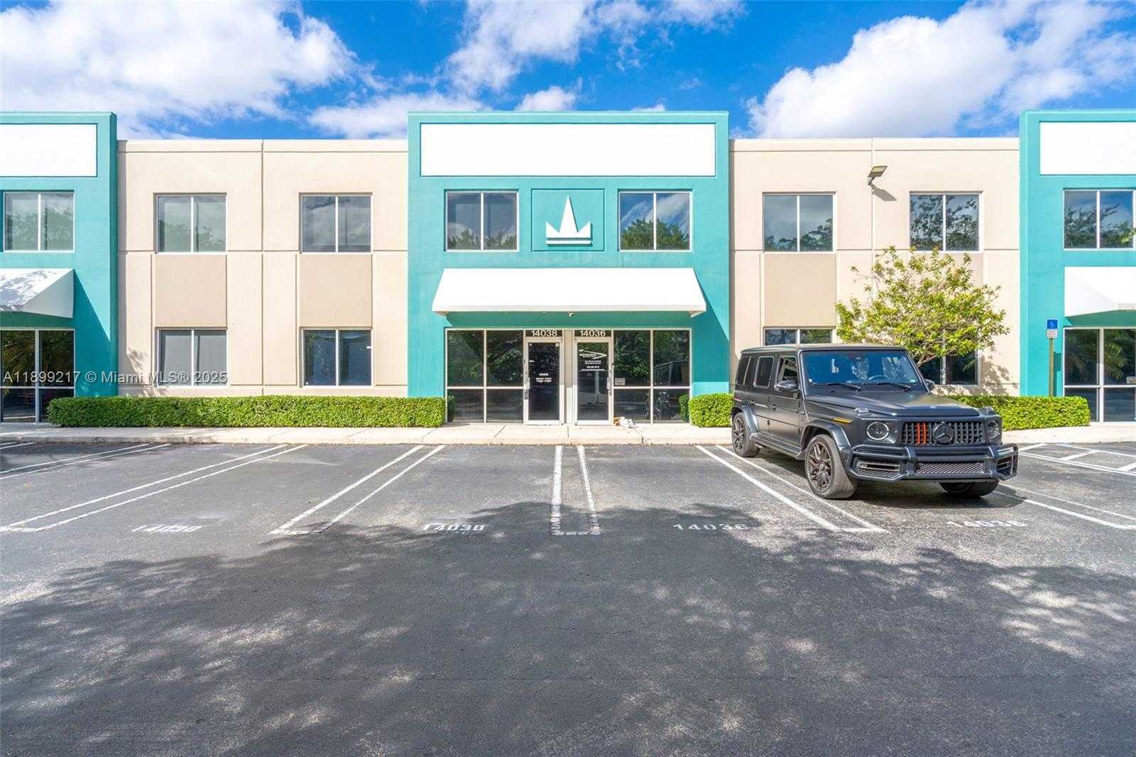 Small Image of 14038 NORTH WEST 82ND AVE #5, Miami Lakes Number 2
