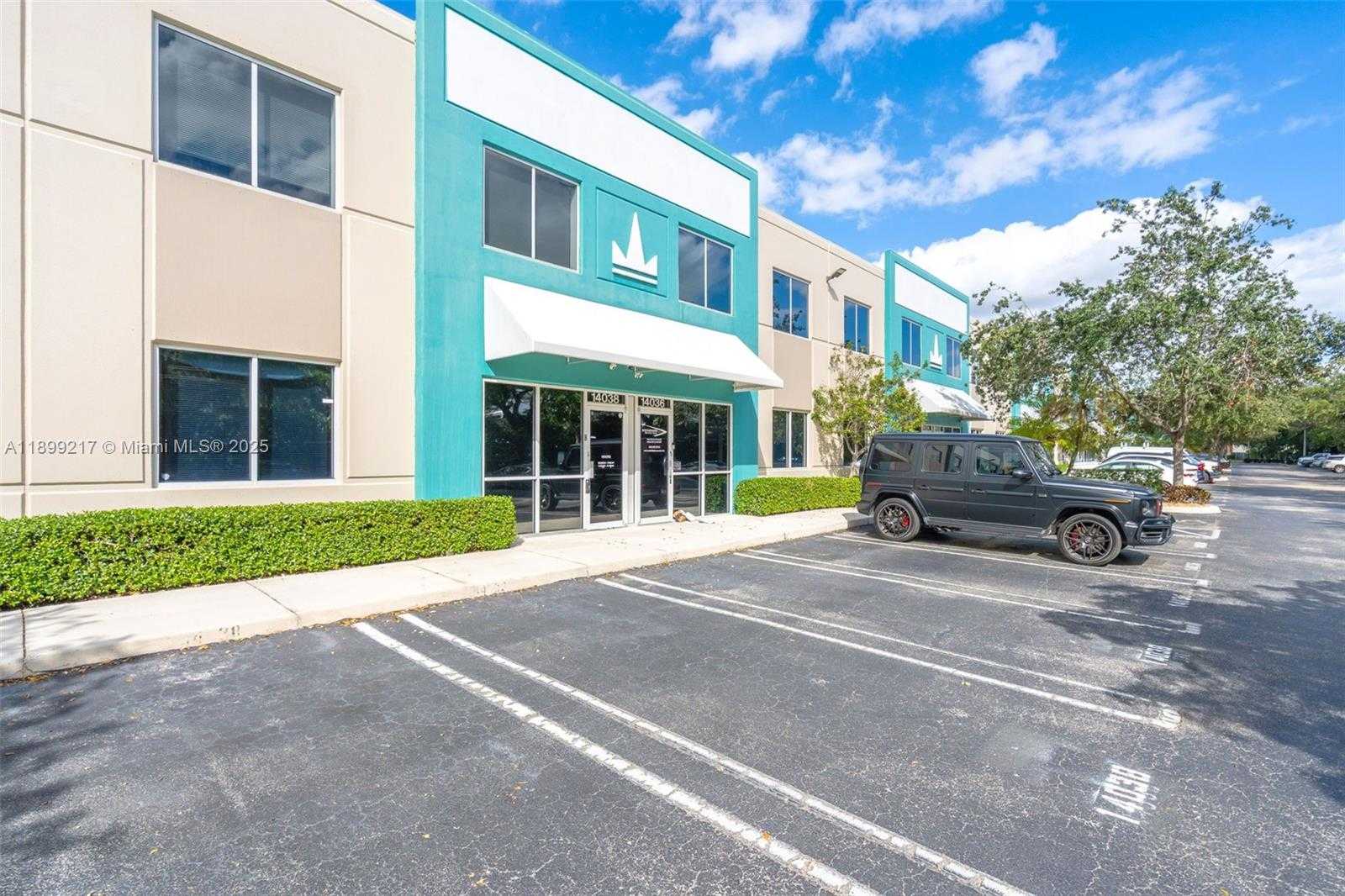 Small Image of 14038 NORTH WEST 82ND AVE #5, Miami Lakes Number 3