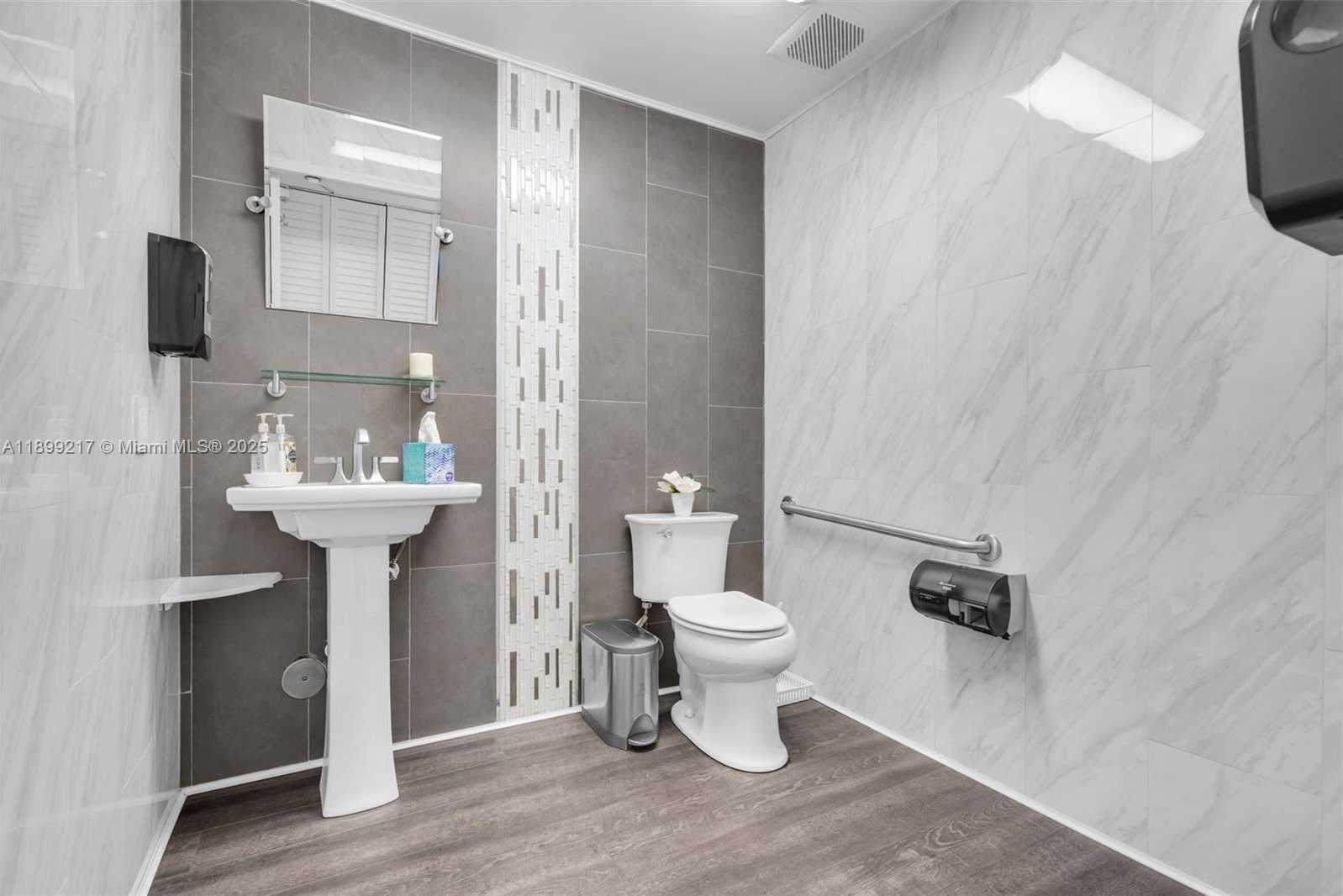 Small Image of 14038 NORTH WEST 82ND AVE #5, Miami Lakes Number 8