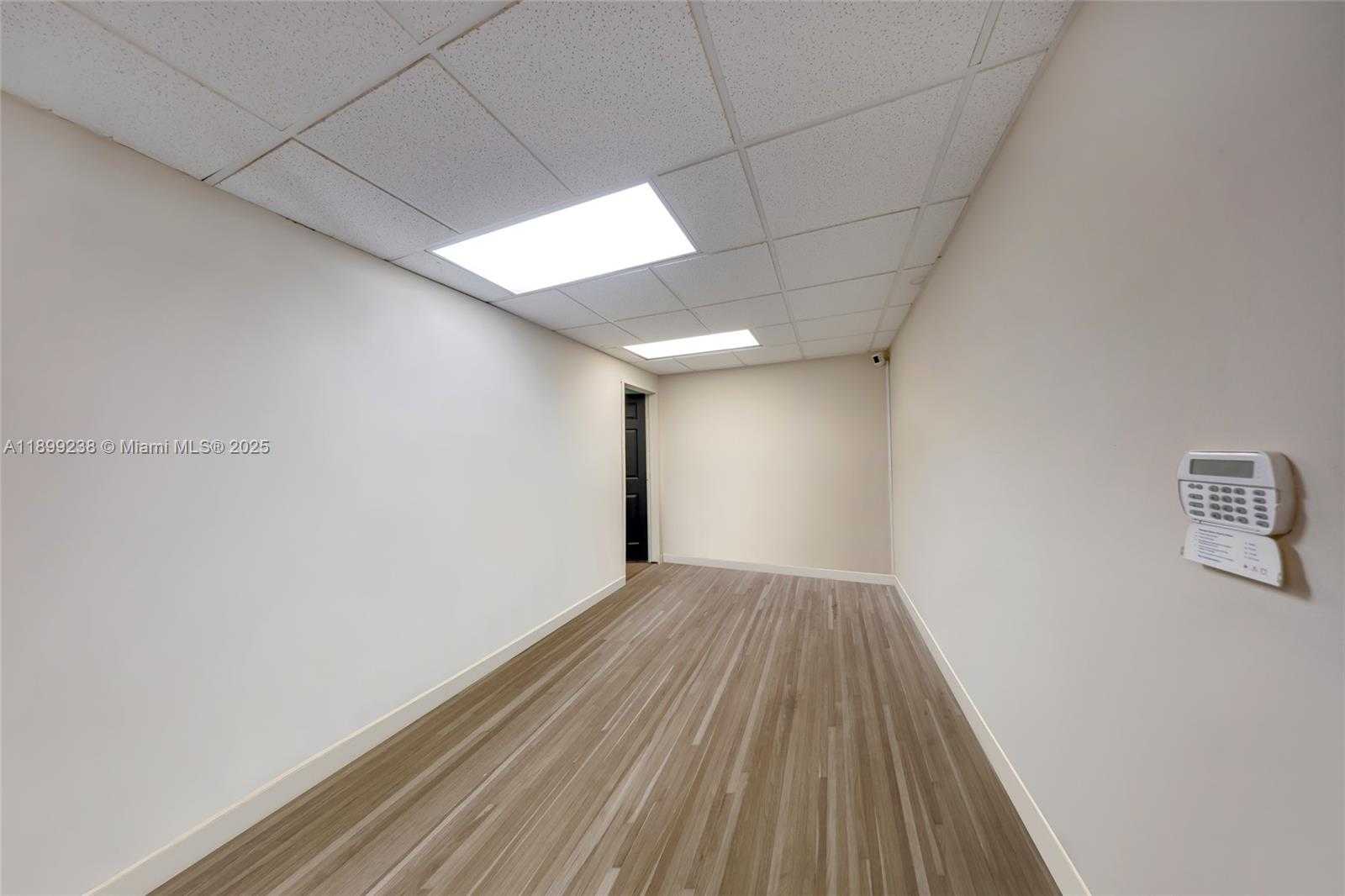 Small Image of 2600 ALI BABA AVE, Opa-Locka Number 11