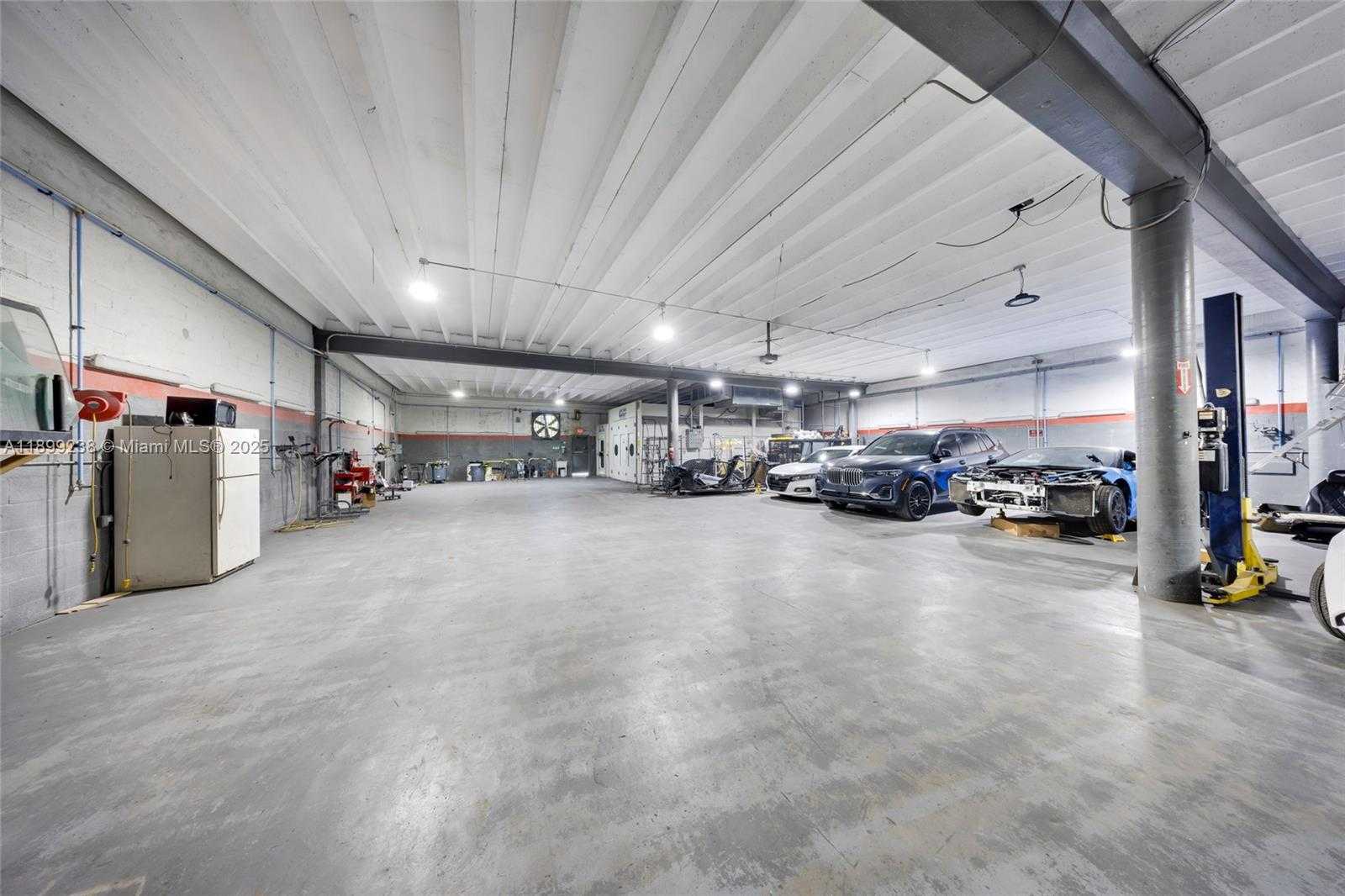 Small Image of 2600 ALI BABA AVE, Opa-Locka Number 9