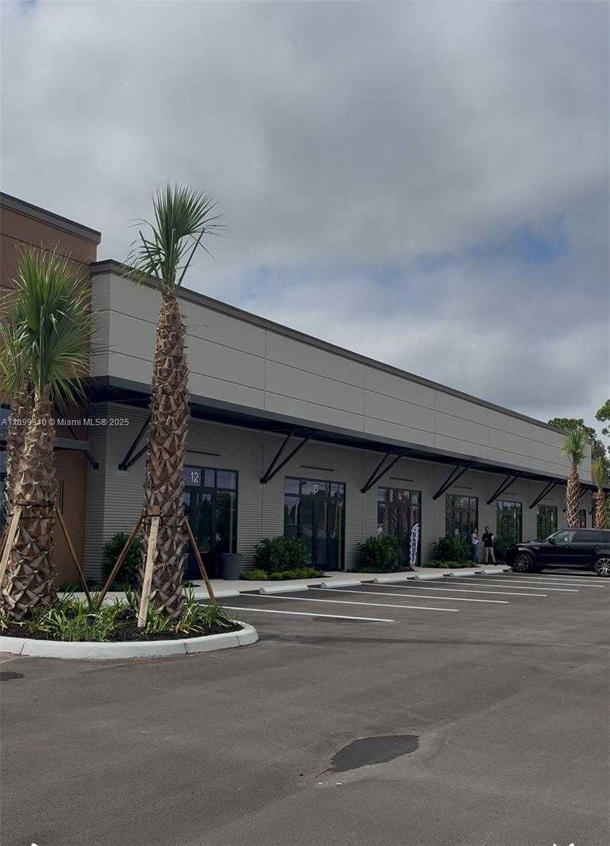 Small Image of 8156 ALICO RD #Unit 10, Fort Myers Number 6