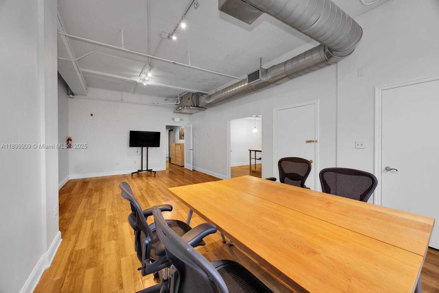 Small Image of 2334 PONCE DE LEON BLVD #220, Coral Gables Number 14