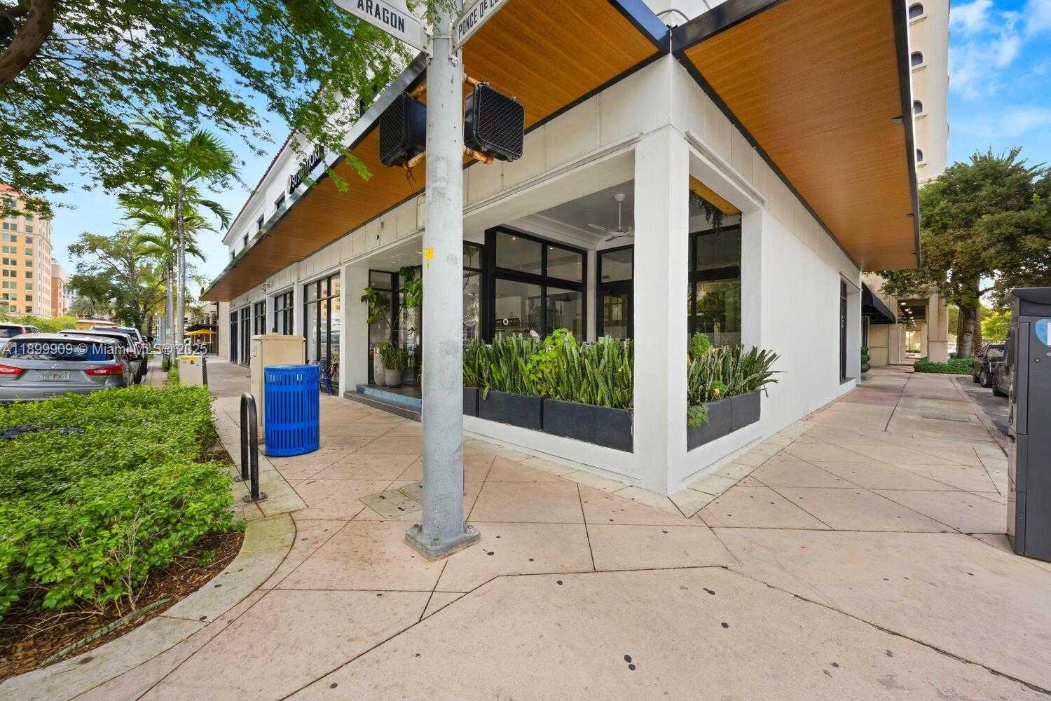 Small Image of 2334 PONCE DE LEON BLVD #220, Coral Gables Number 3