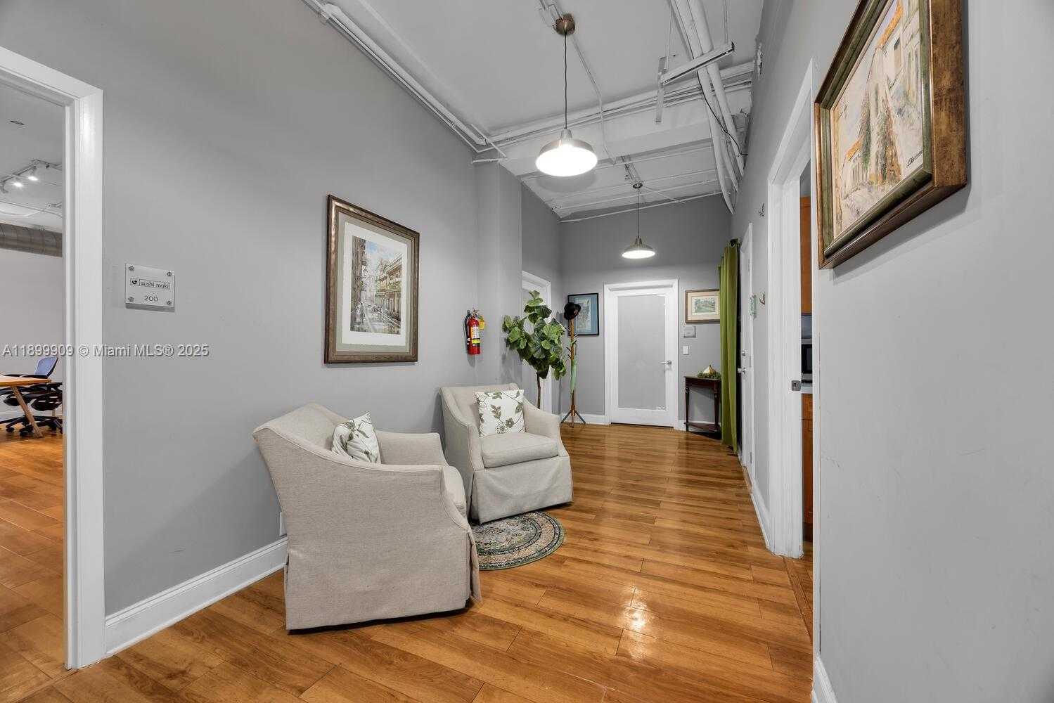 Small Image of 2334 PONCE DE LEON BLVD #220, Coral Gables Number 7