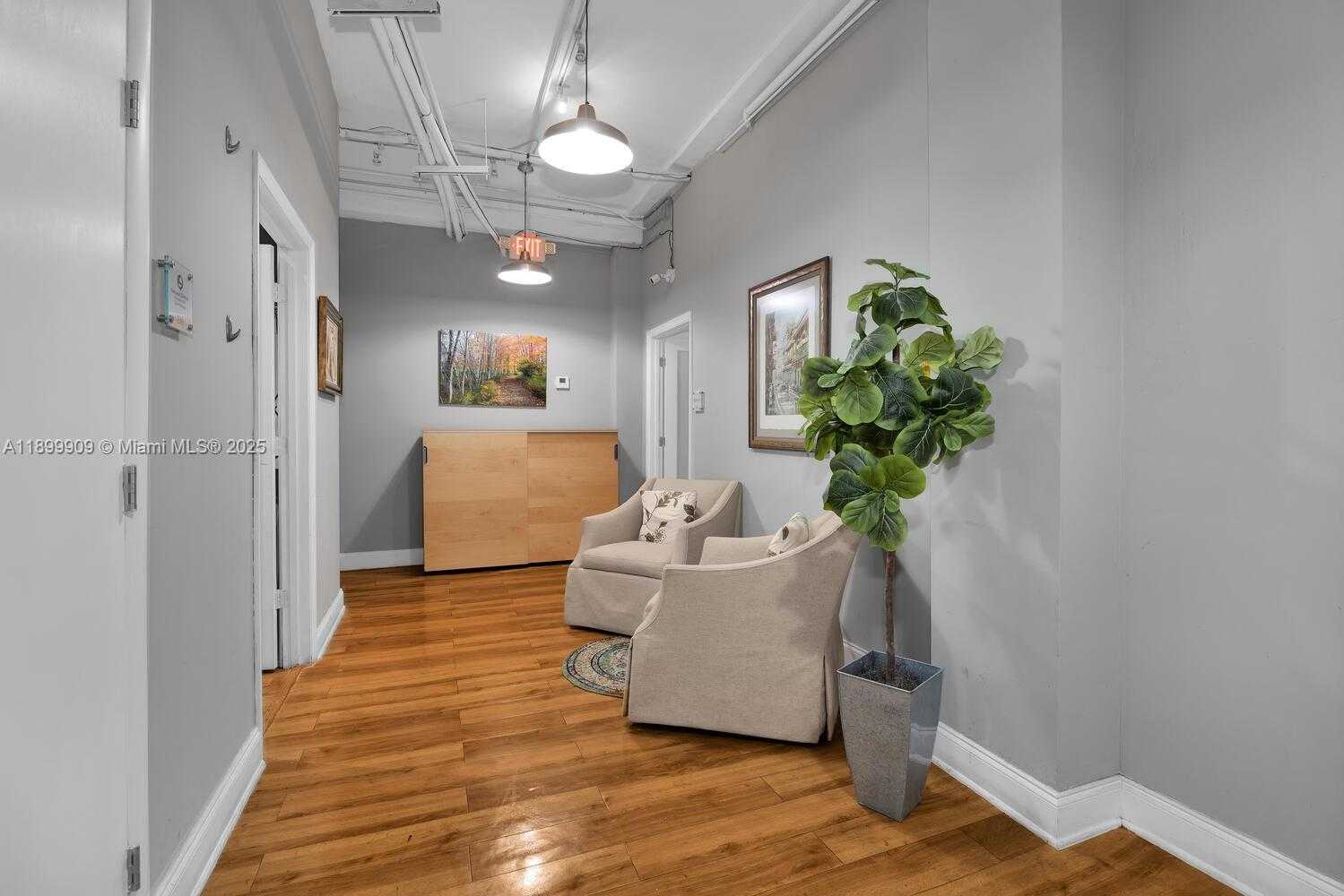 Small Image of 2334 PONCE DE LEON BLVD #220, Coral Gables Number 8