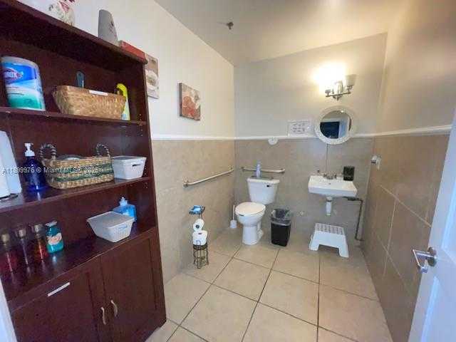 Small Image of 14028 NORTH WEST 82ND AVE #10, Miami Lakes Number 15