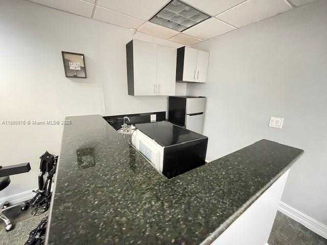 Small Image of 14028 NORTH WEST 82ND AVE #10, Miami Lakes Number 19