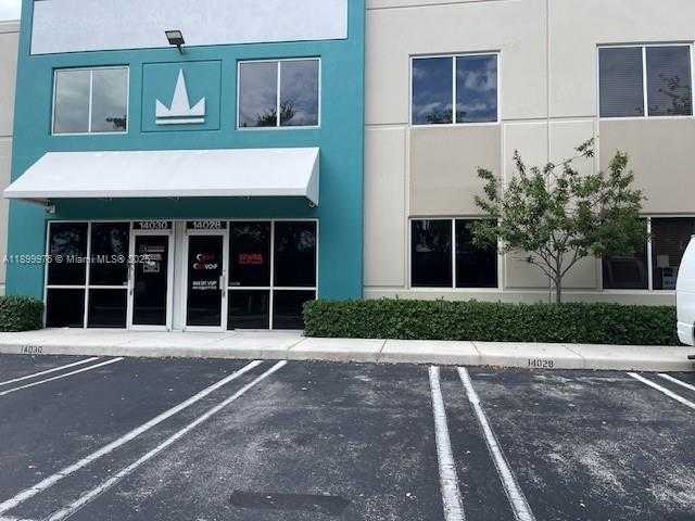 Small Image of 14028 NORTH WEST 82ND AVE #10, Miami Lakes Number 2