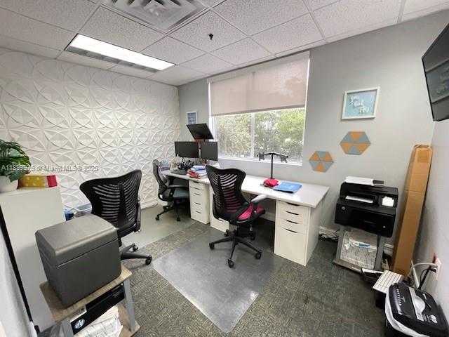Small Image of 14028 NORTH WEST 82ND AVE #10, Miami Lakes Number 24