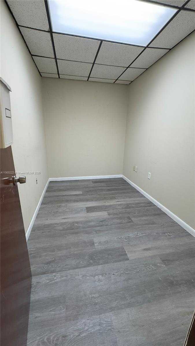 Small Image of 9600 NORTH EAST 2ND AVE #B7, Miami Shores Number 4