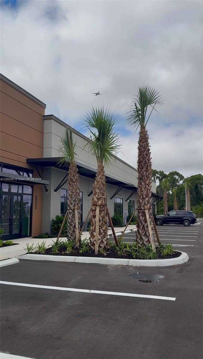 Small Image of 8156 ALICO RD #UNIT 8, Fort Myers Number 7