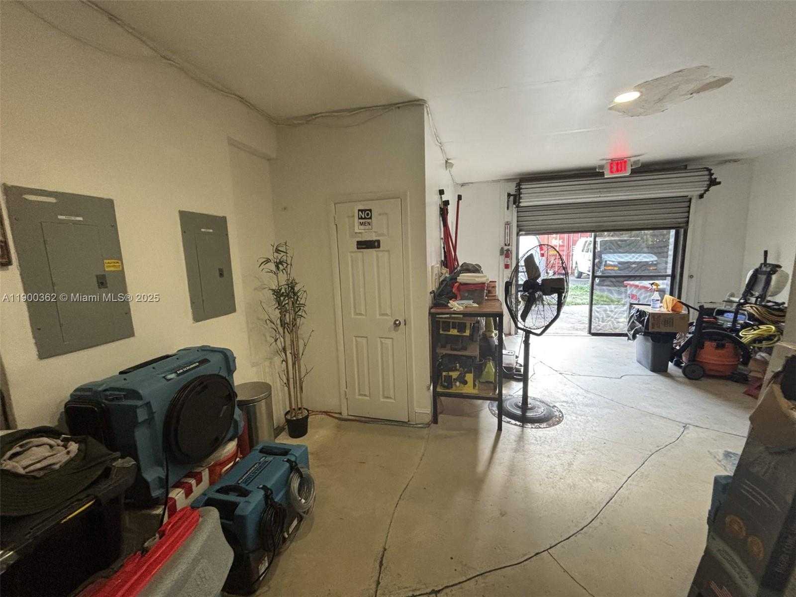 Small Image of 14715 NORTH MIAMI AVE, Miami Number 15
