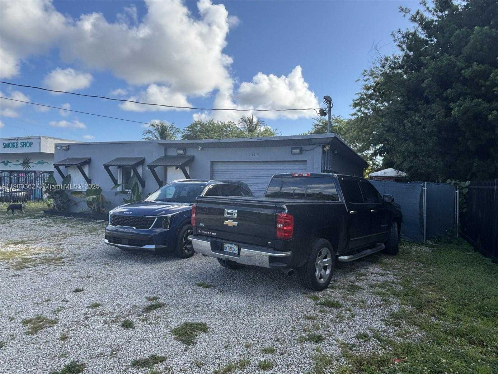 Small Image of 14715 NORTH MIAMI AVE, Miami Number 2