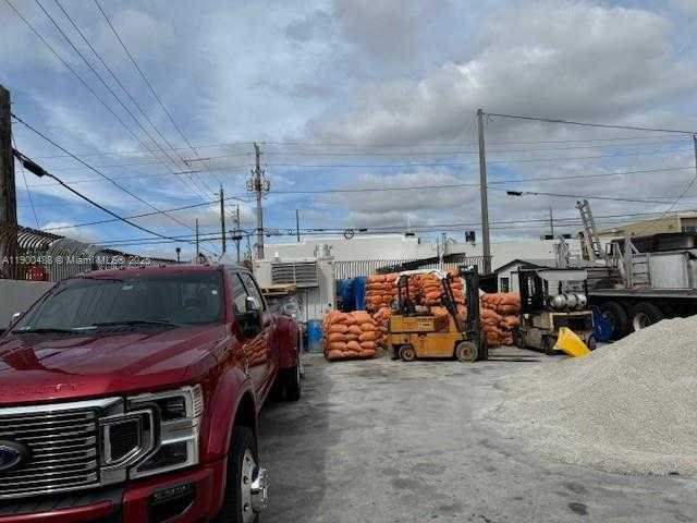 Small Image of 2484 NORTH WEST 21ST TER, Miami Number 5