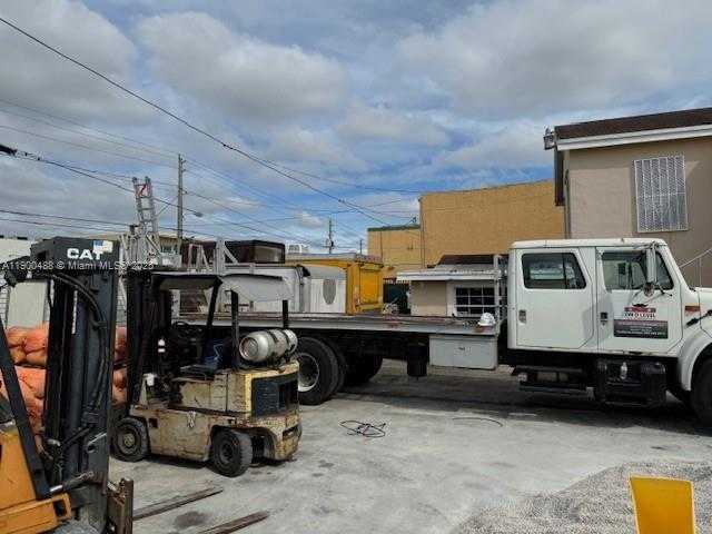 Small Image of 2484 NORTH WEST 21ST TER, Miami Number 6