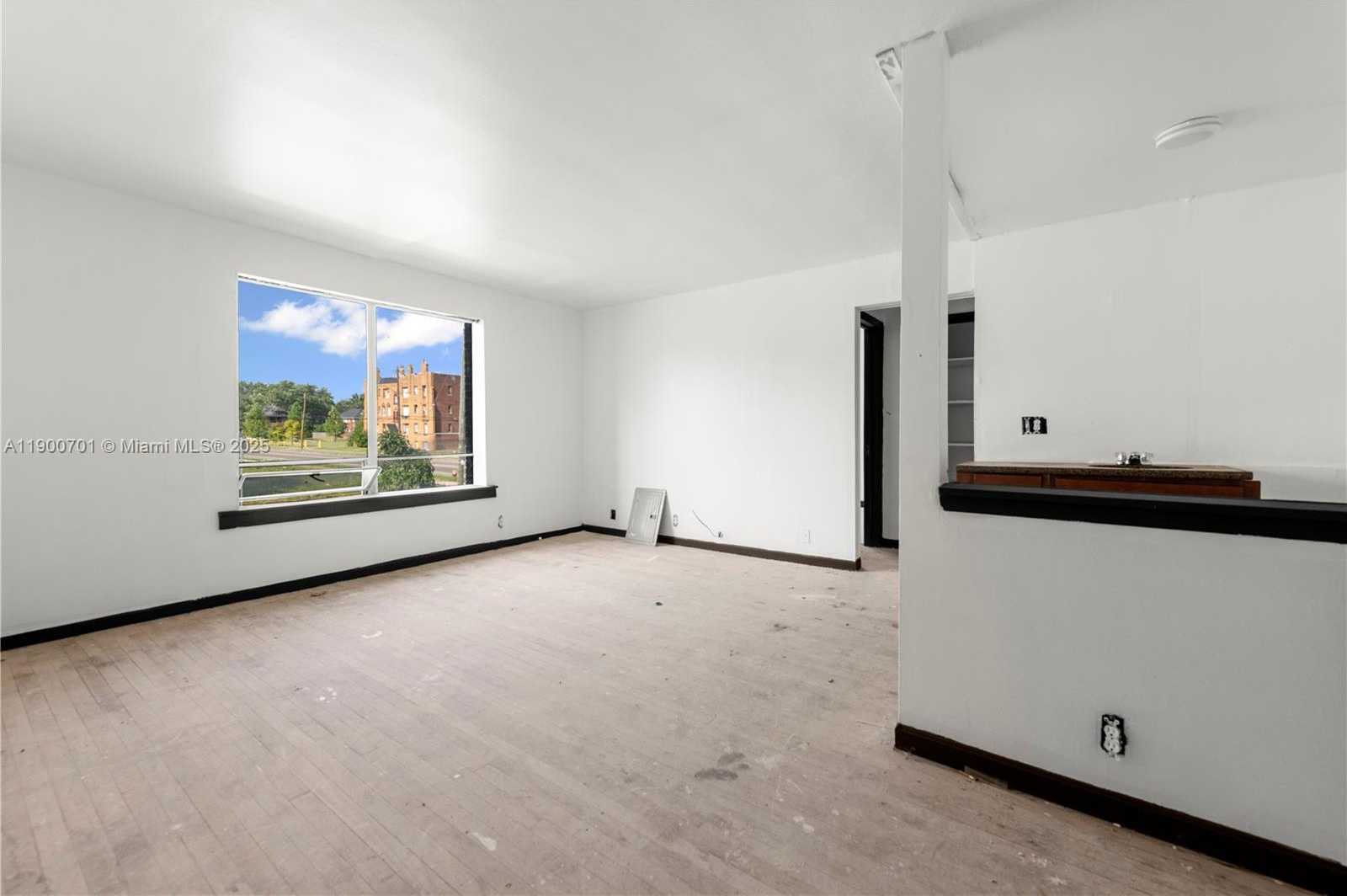Small Image of 13540 GREINER, Out of City Number 19