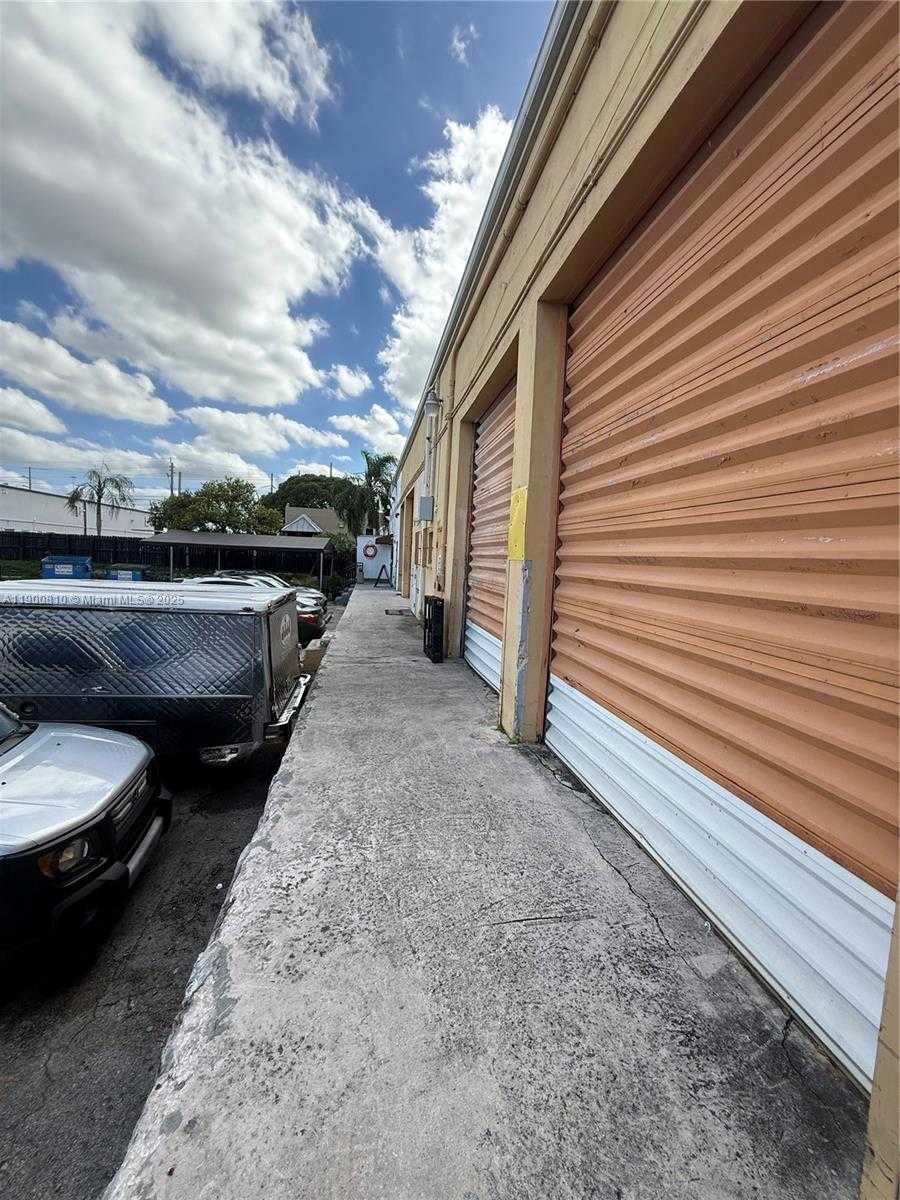 Small Image of 7441 NORTH WEST 72ND AVE, Medley Number 9