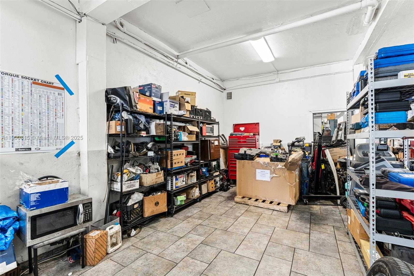 Small Image of 3771 BIRD RD, Miami Number 18