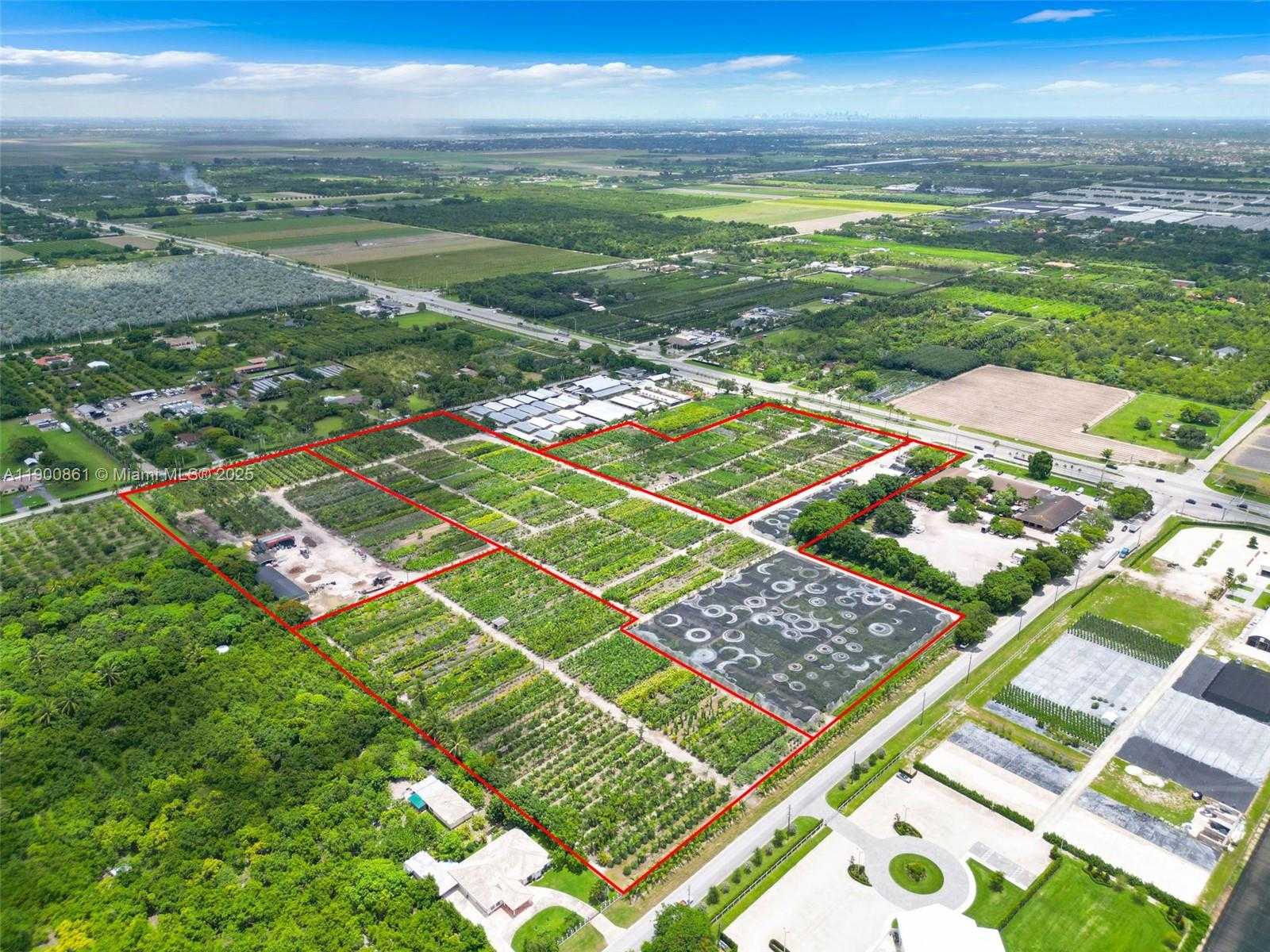 Small Image of 19000 SOUTH WEST KROME AKA 177 AVE, Miami Number 3