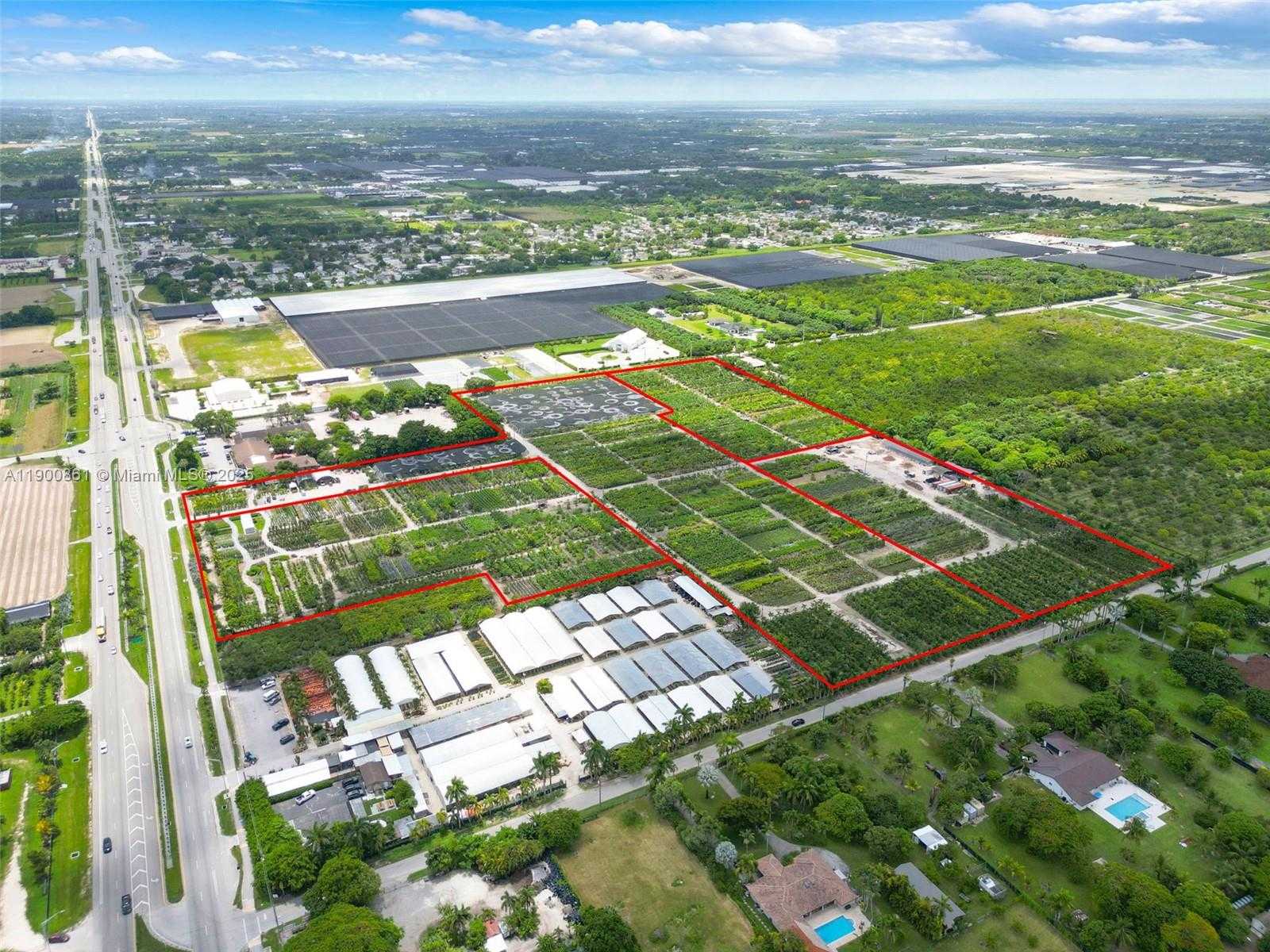 Small Image of 19000 SOUTH WEST KROME AKA 177 AVE, Miami Number 31