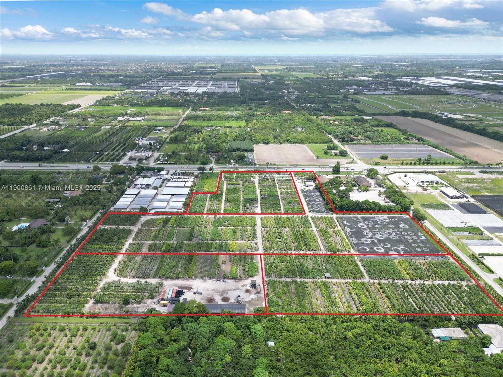 Small Image of 19000 SOUTH WEST KROME AKA 177 AVE, Miami Number 32
