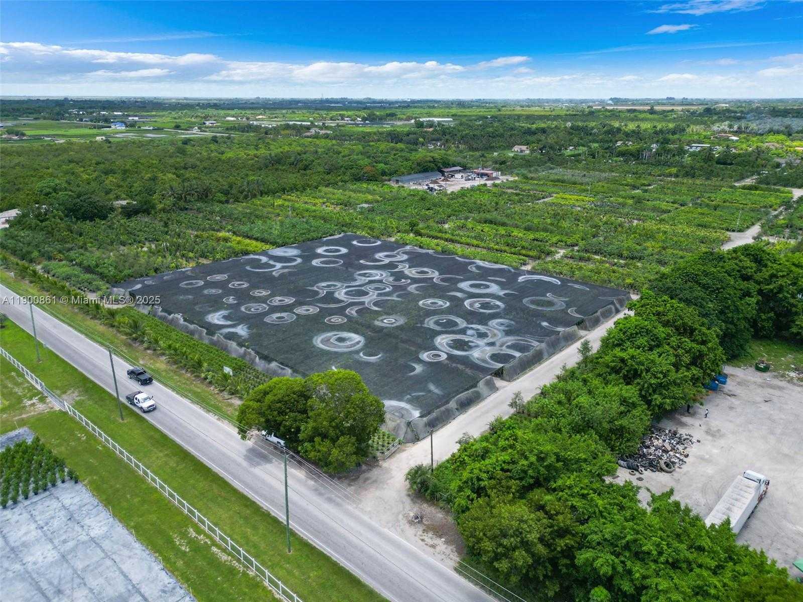 Small Image of 19000 SOUTH WEST KROME AKA 177 AVE, Miami Number 33
