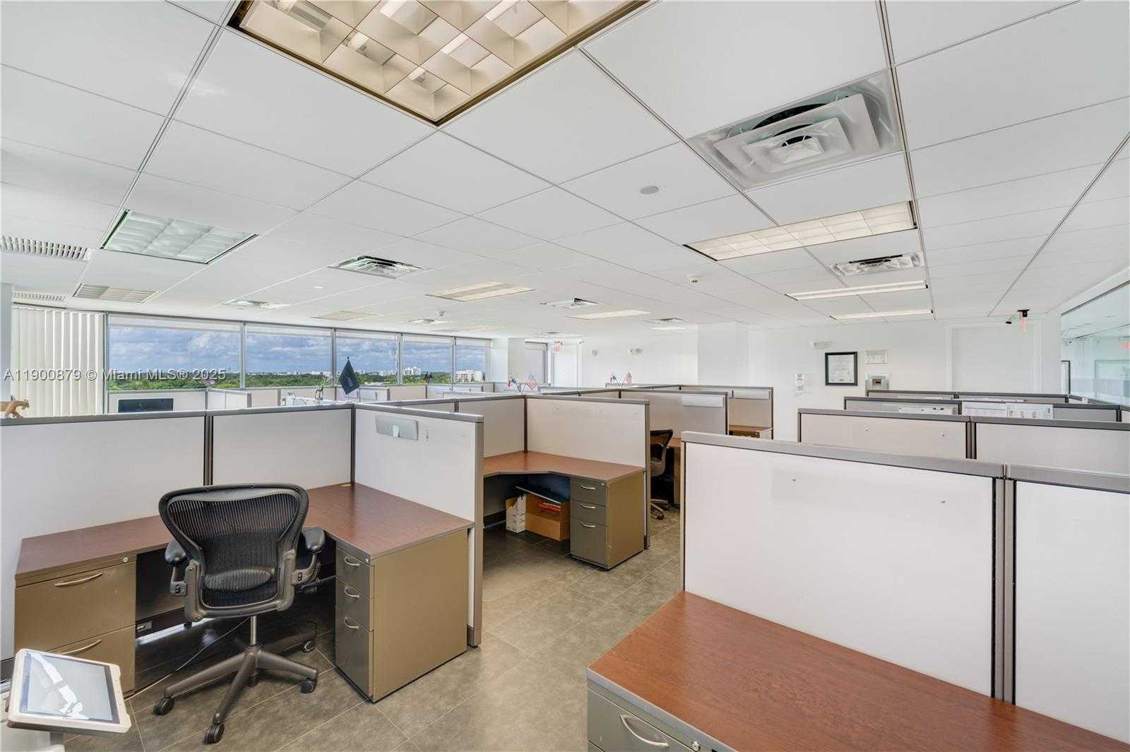 Small Image of 4770 BISCAYNE BLVD #800, 810, 820, Miami Number 6