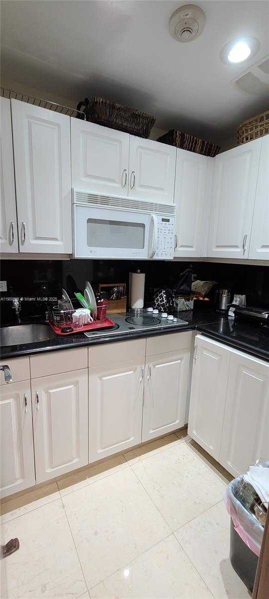 Small Image of 151 SOUTH EAST 15TH RD #C-1, Miami Number 11