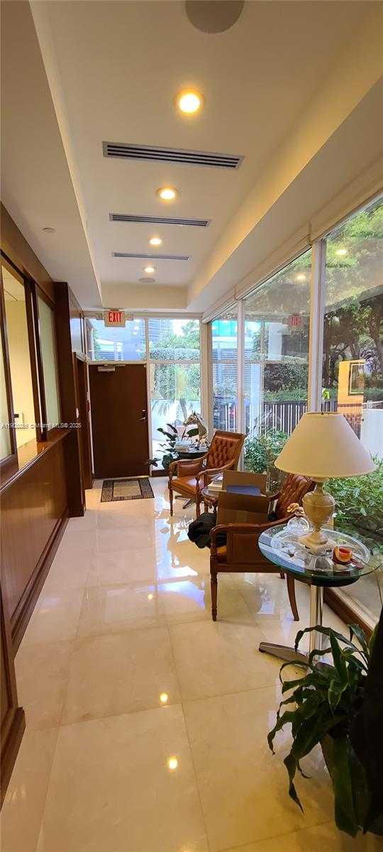 Small Image of 151 SOUTH EAST 15TH RD #C-1, Miami Number 6