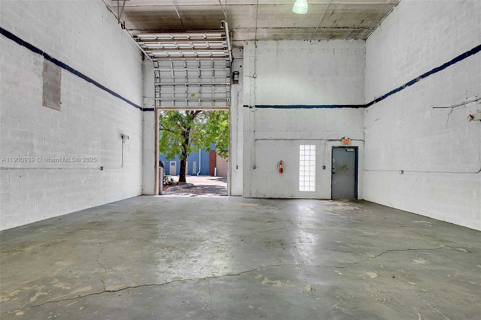 Small Image of 20200 NORTH WEST 2ND AVE #C6, Miami Gardens Number 17