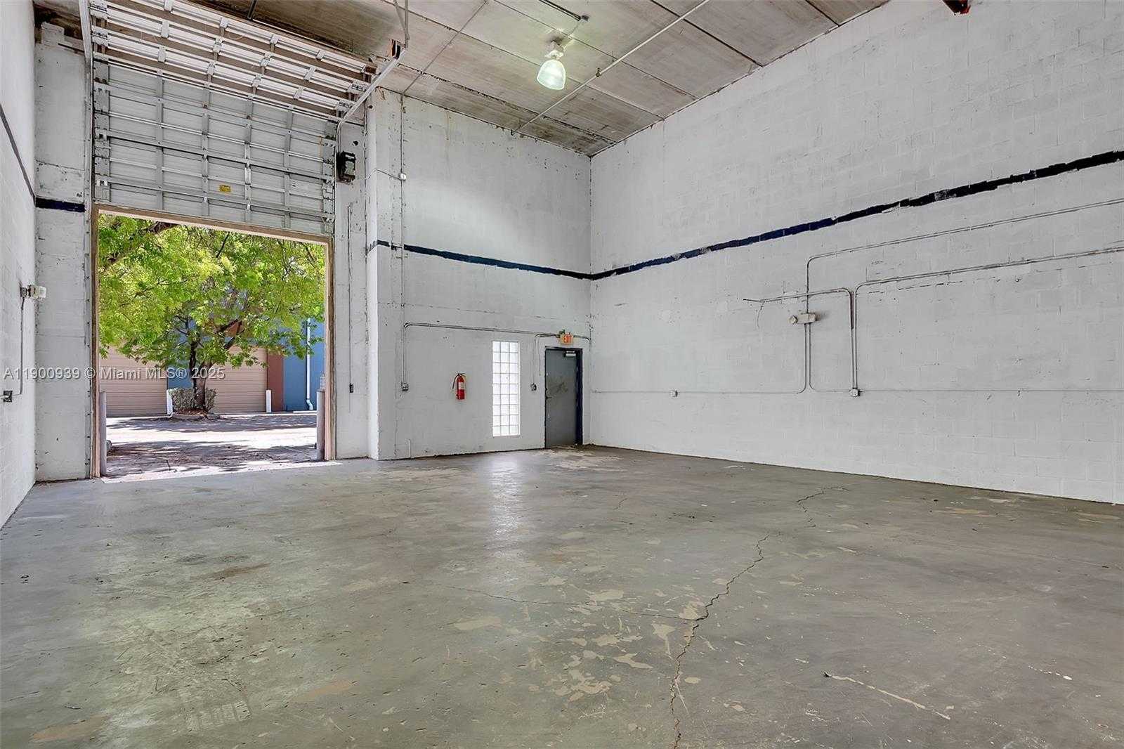 Small Image of 20200 NORTH WEST 2ND AVE #C6, Miami Gardens Number 18