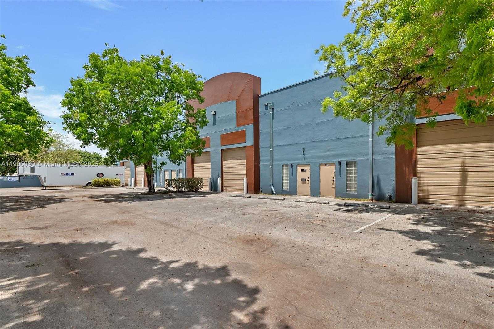 Small Image of 20200 NORTH WEST 2ND AVE #C6, Miami Gardens Number 5
