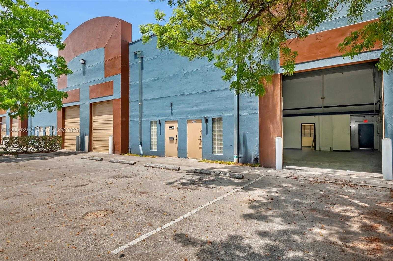 Small Image of 20200 NORTH WEST 2ND AVE #C6, Miami Gardens Number 6