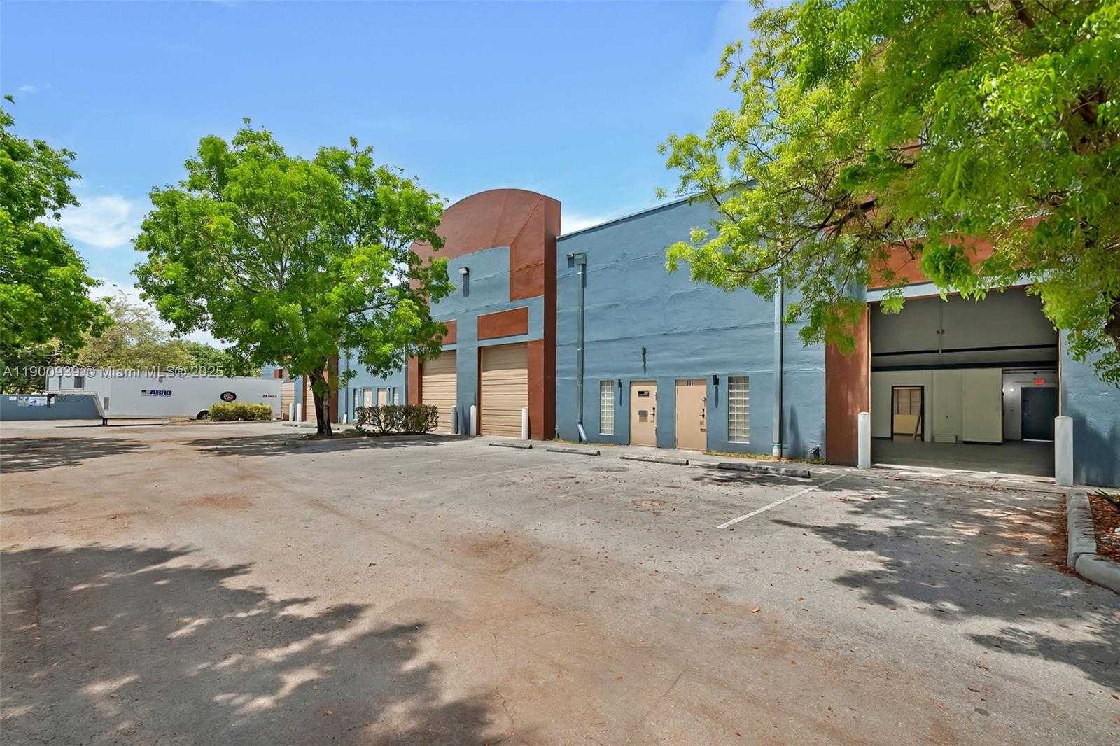 Small Image of 20200 NORTH WEST 2ND AVE #C6, Miami Gardens Number 7