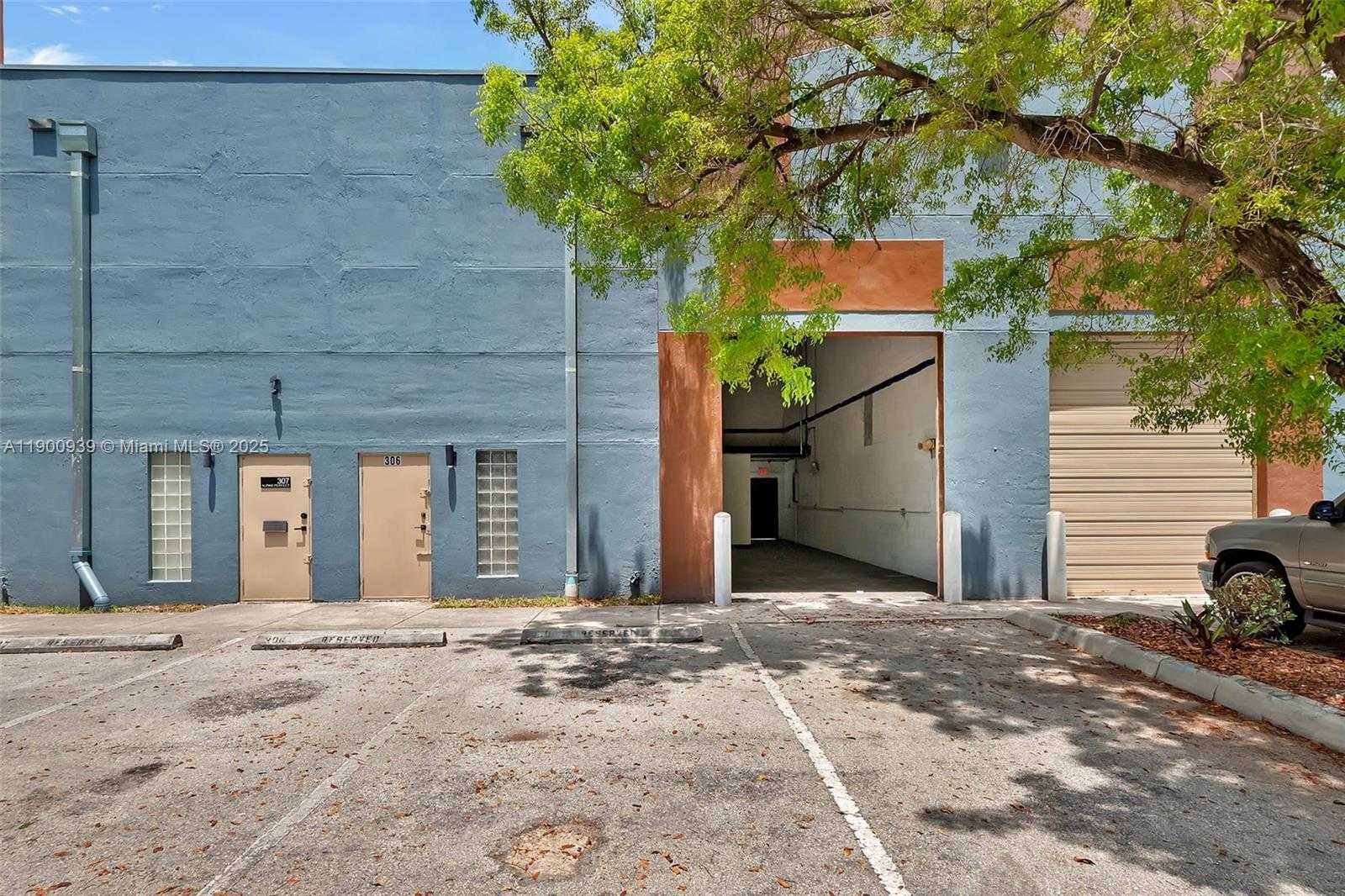 Small Image of 20200 NORTH WEST 2ND AVE #C6, Miami Gardens Number 8