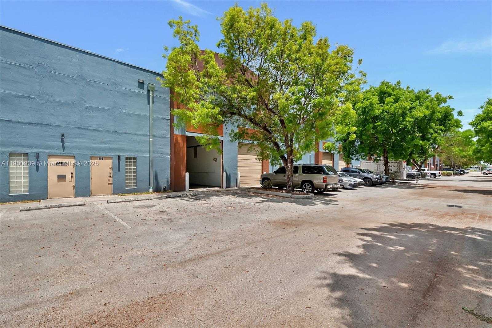 Small Image of 20200 NORTH WEST 2ND AVE #C6, Miami Gardens Number 9
