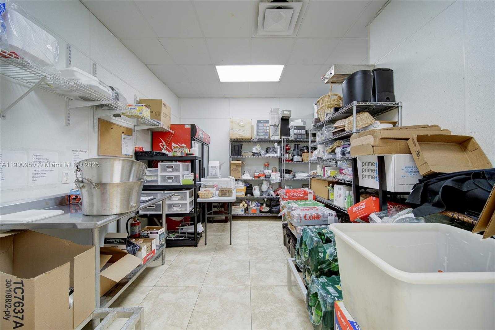 Small Image of FOR RENT IN THE HEART OF MIAMI, Miami Number 11
