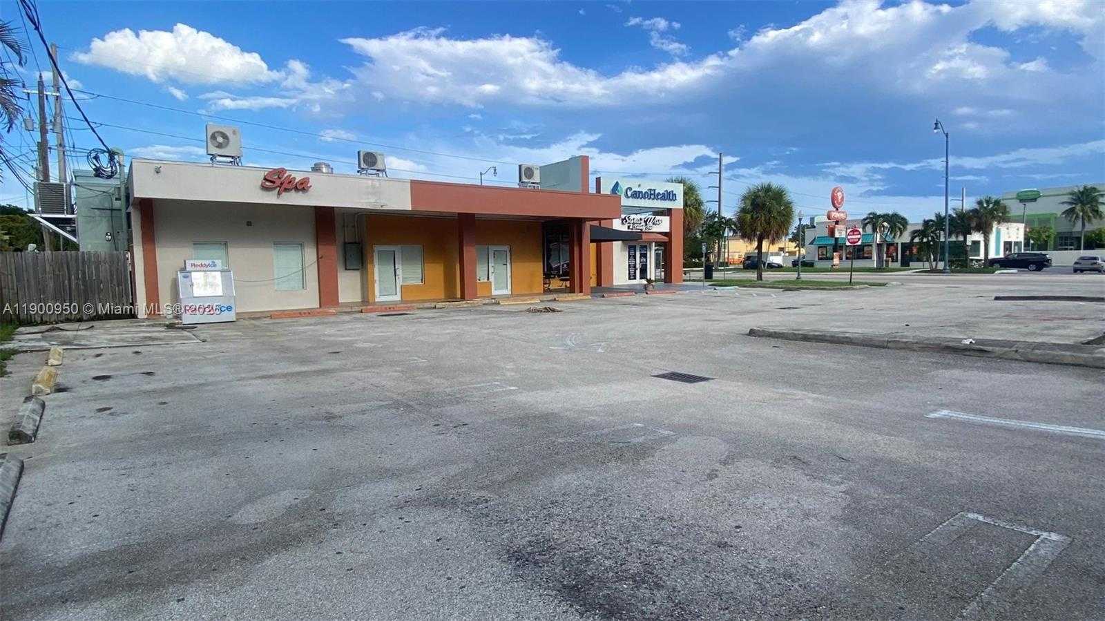 Small Image of FOR RENT IN THE HEART OF MIAMI, Miami Number 27