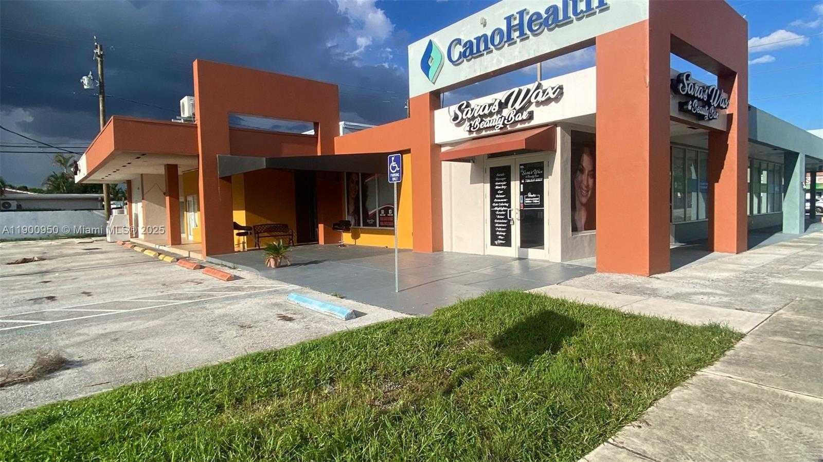Small Image of FOR RENT IN THE HEART OF MIAMI, Miami Number 29