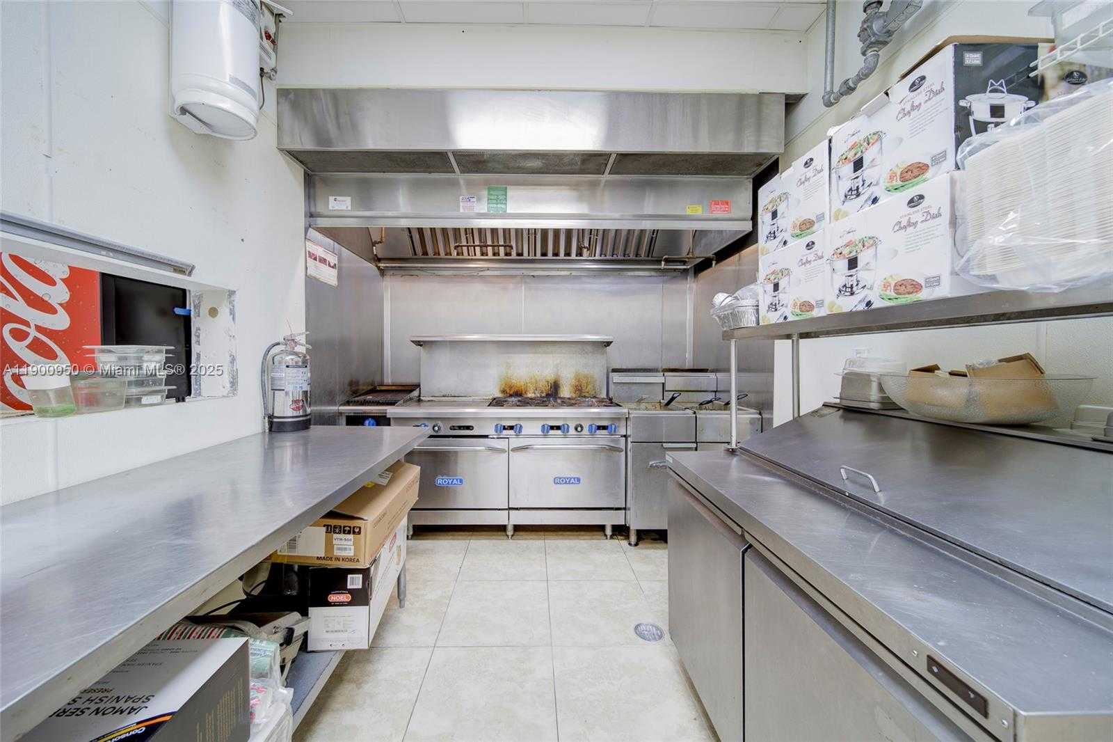 Small Image of FOR RENT IN THE HEART OF MIAMI, Miami Number 7