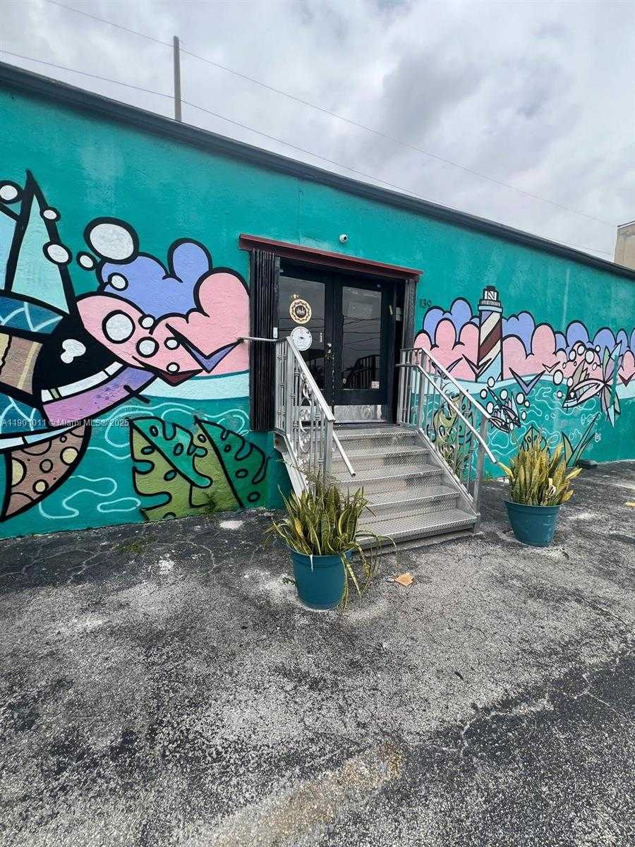 Small Image of 139 NORTH EAST 1ST AVE, Hallandale Beach Number 2