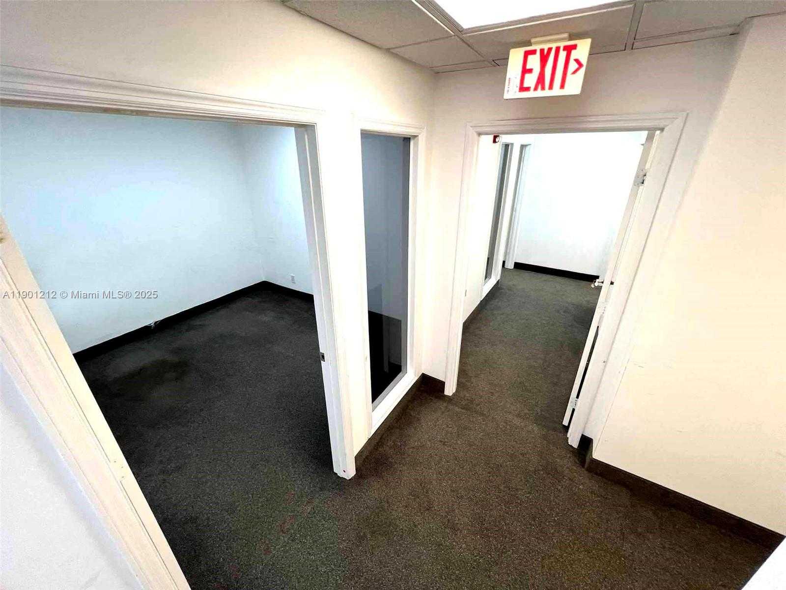 Small Image of 2727 EAST OAKLAND PARK BLVD #304, Fort Lauderdale Number 20