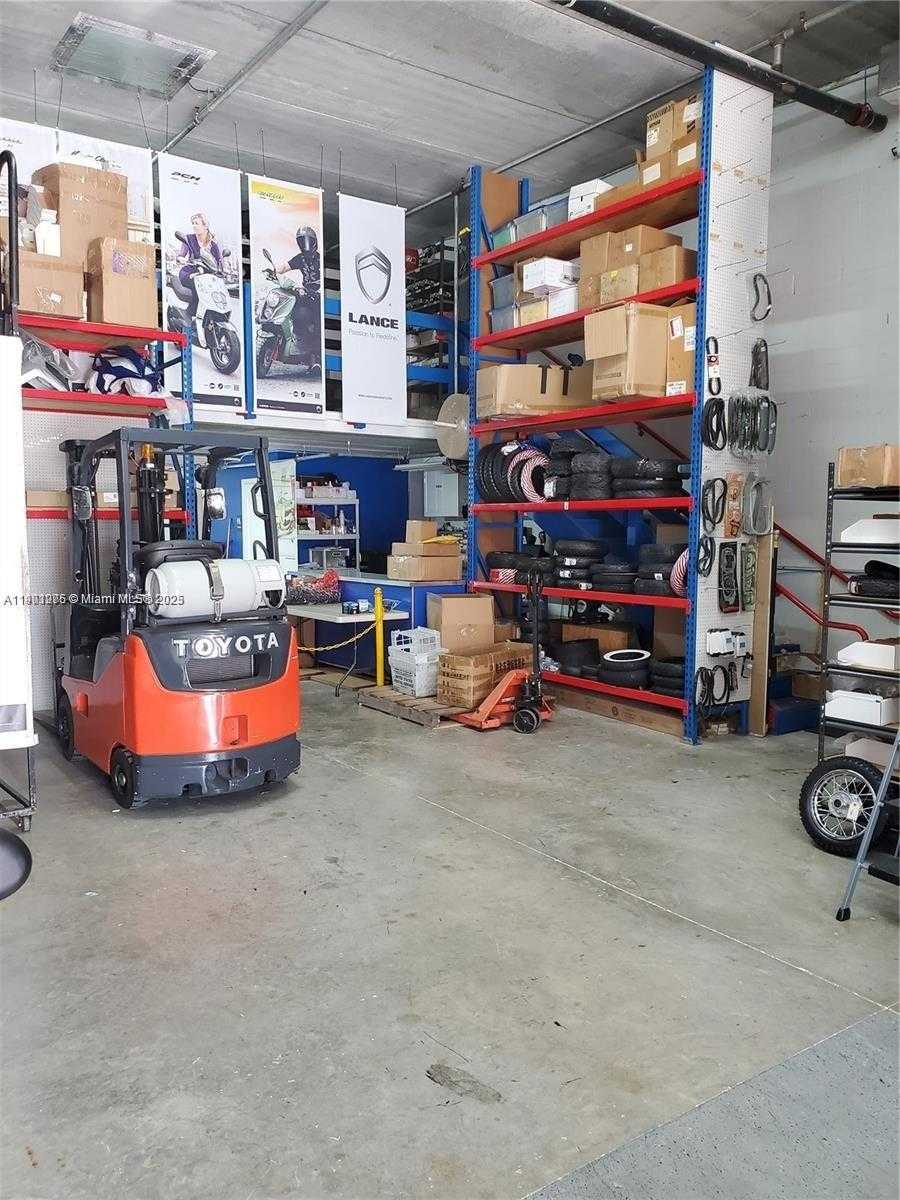Small Image of Miami Number 4