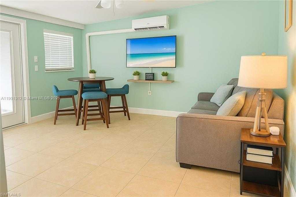 Small Image of 726 PARK AVE, Naples Number 10