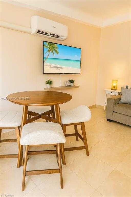 Small Image of 726 PARK AVE, Naples Number 24