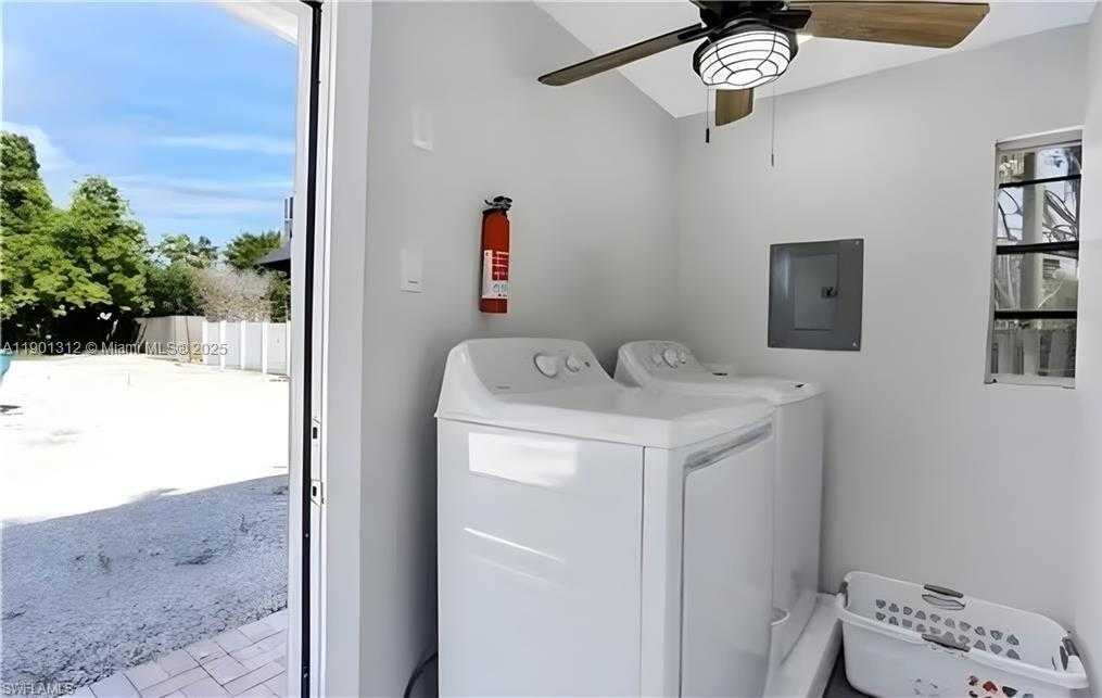 Small Image of 726 PARK AVE, Naples Number 25