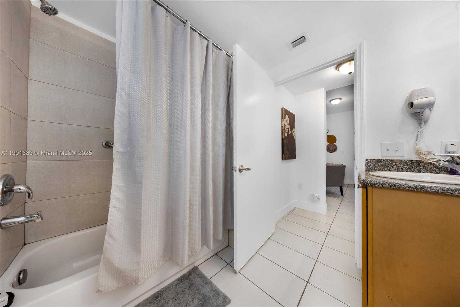 Small Image of 750 SOUTH WEST 2ND ST, Miami Number 36