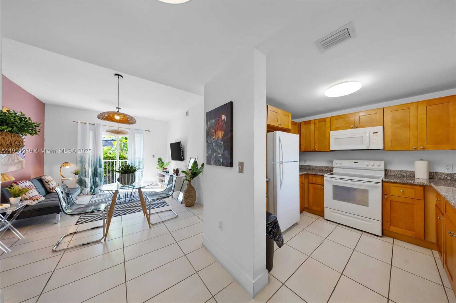 Small Image of 750 SOUTH WEST 2ND ST, Miami Number 41