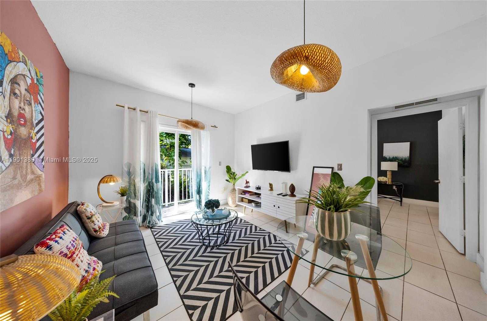 Small Image of 750 SOUTH WEST 2ND ST, Miami Number 42